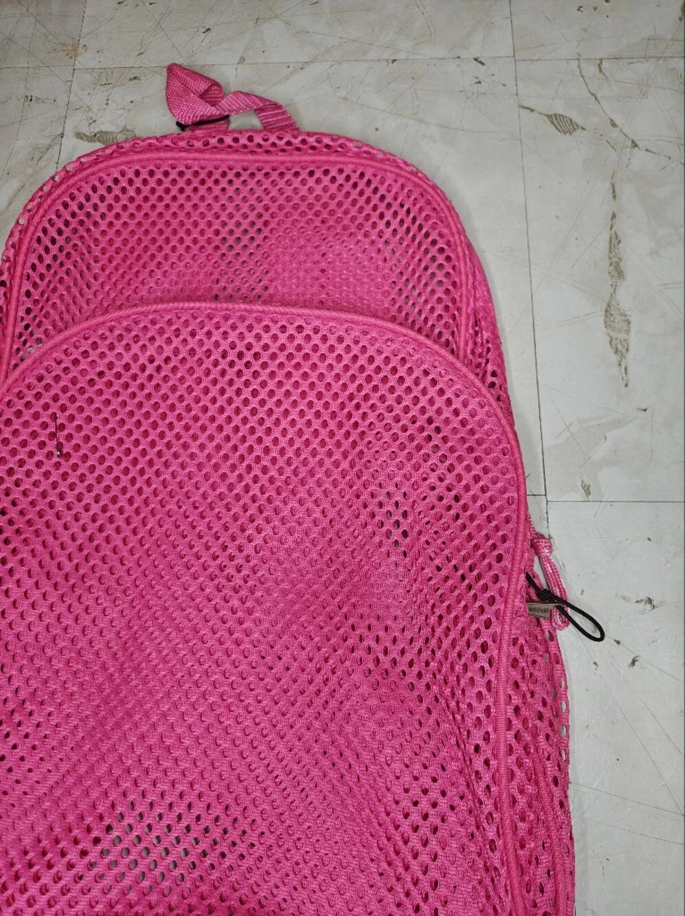 Bright Pink Women’s Mesh Travel Organizer Bag